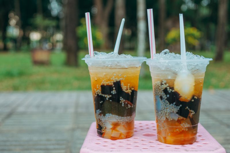 Fountain drinks and cold beverages
